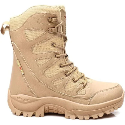 Vue latérale d’une paire de rangers militaires femme marron clair avec laçage haut et semelle épaisse, parfaite pour les activités en extérieur